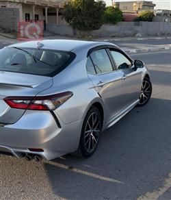 تۆیۆتا کامری